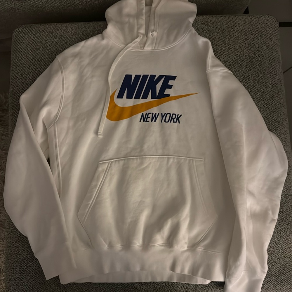 NewYooork! Nike hoodie, Men’s M, never worn, maybe washed once. Perfect cond!!